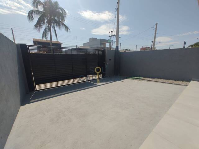 Casa para Venda em Caraguatatuba - 3