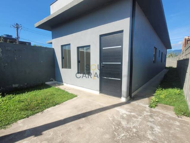 #38 - Casa para Venda em Caraguatatuba - SP