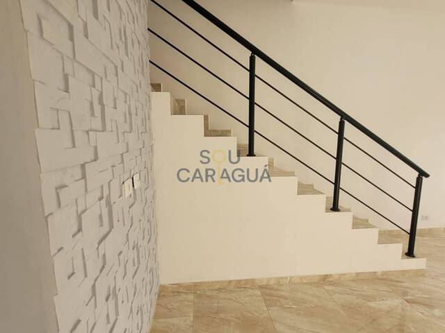 Casa para Venda em Caraguatatuba - 5