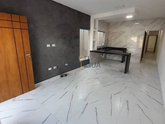 Casa para Venda em Caraguatatuba - 4