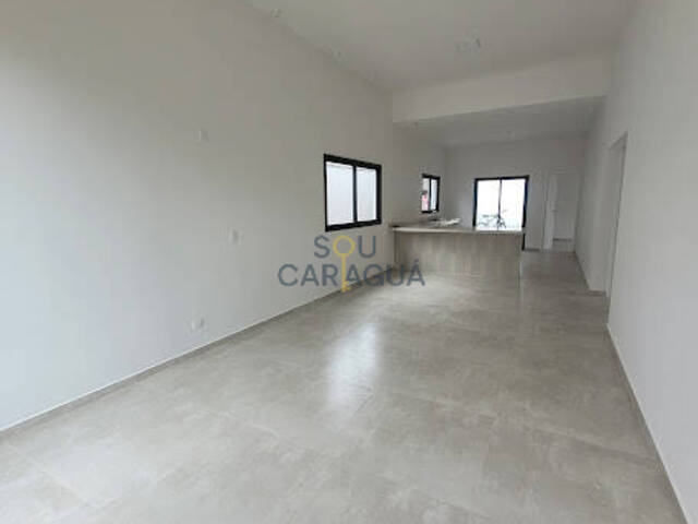 Casa para Venda em Caraguatatuba - 4