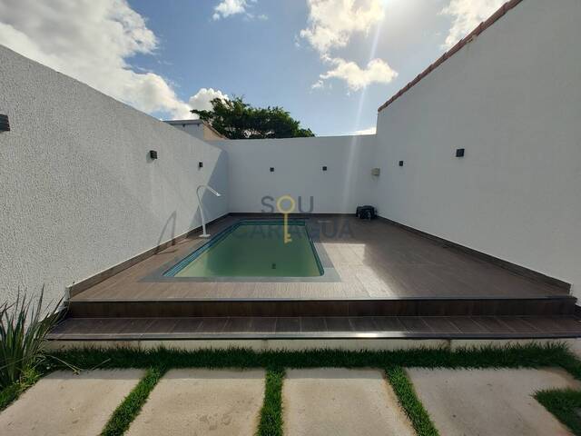 Casa para Venda em Caraguatatuba - 4