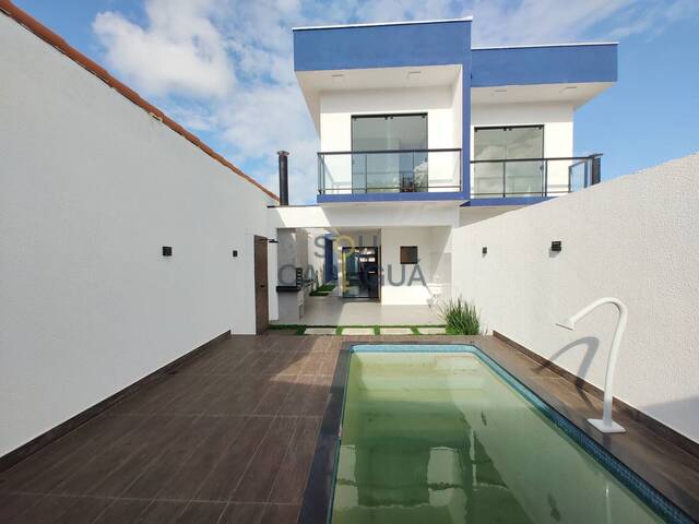 #69 - Casa para Venda em Caraguatatuba - SP