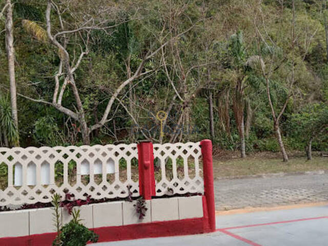 Casa para Venda em Caraguatatuba - 4