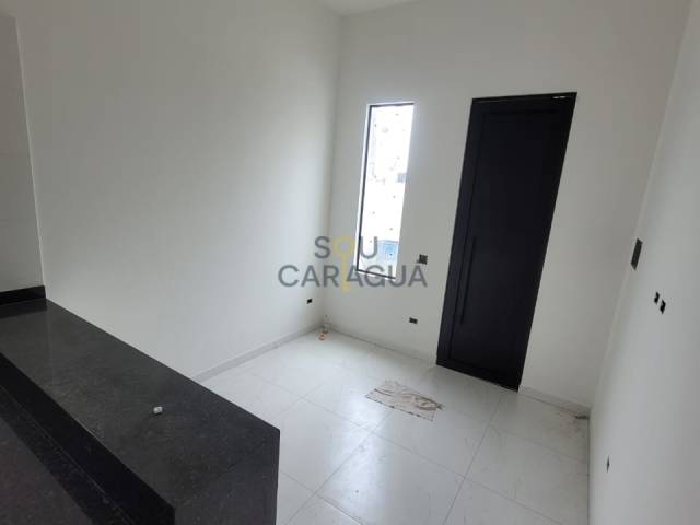 Casa para Venda em Caraguatatuba - 4