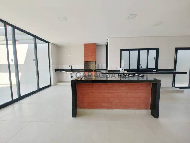 #122 - Casa para Venda em Caraguatatuba - SP