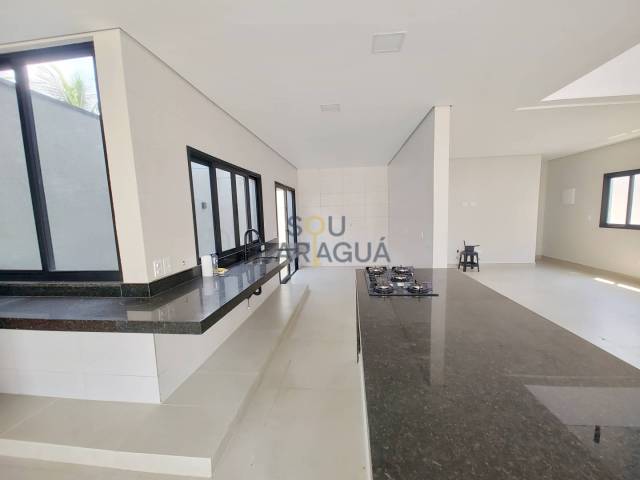 Casa para Venda em Caraguatatuba - 4