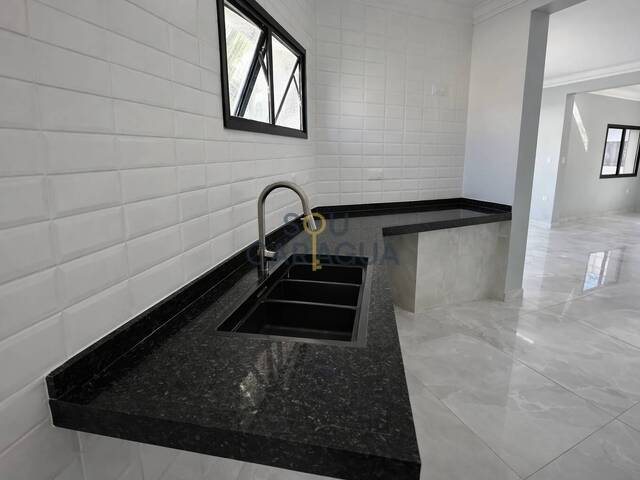 Apartamento para Venda em Caraguatatuba - 5