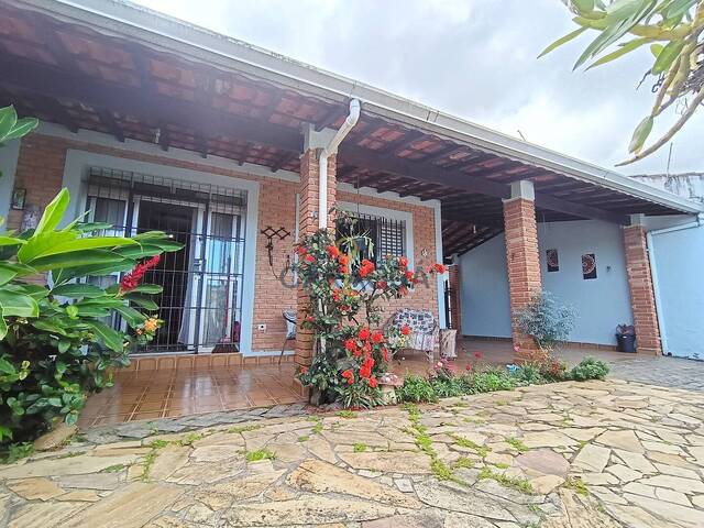 #165 - Casa para Venda em Caraguatatuba - SP - 2