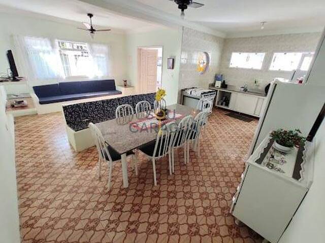 Casa para Venda em Caraguatatuba - 5