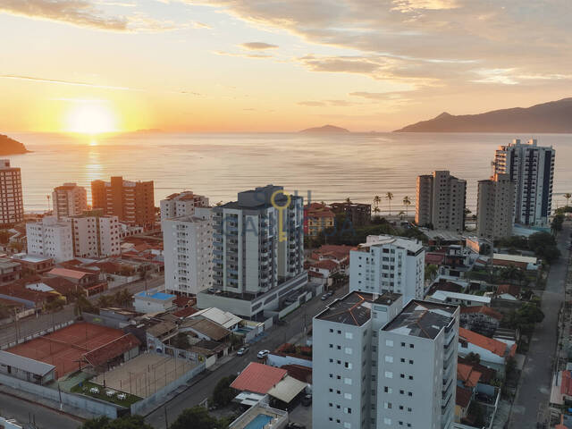 #171 - Apartamento para Venda em Caraguatatuba - SP