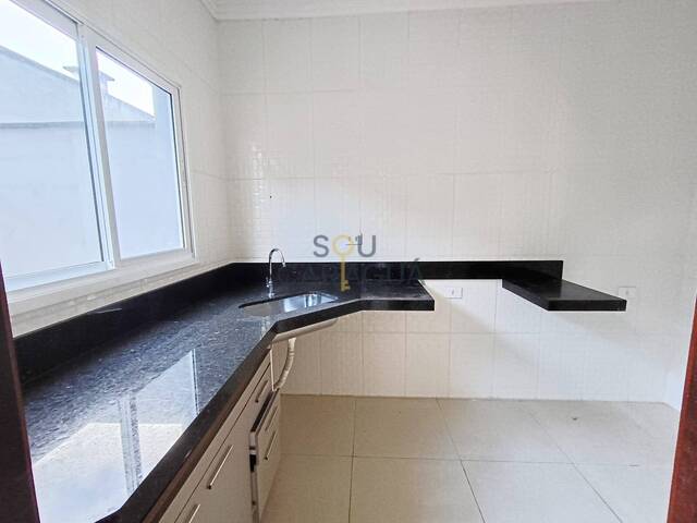 Casa em condomínio para Locação em Caraguatatuba - 2