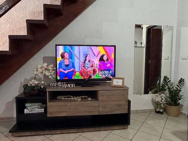 Apartamento para Venda em Caraguatatuba - 5