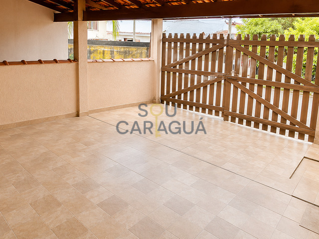 Casa para Venda em Caraguatatuba - 2