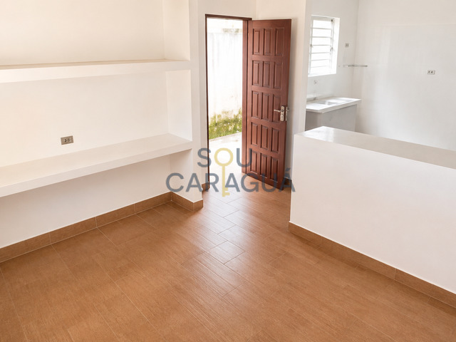 Casa para Venda em Caraguatatuba - 3